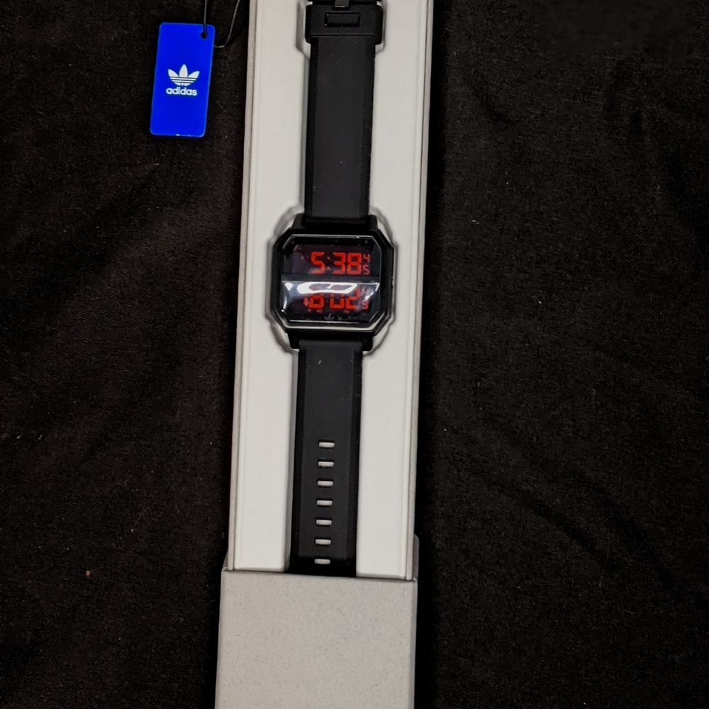 Adidas Archive R2 Watch